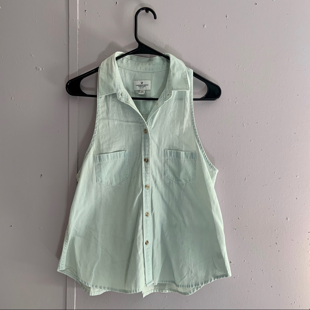 American Eagle Button-Down Tank